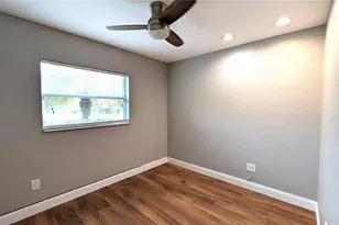 3005 W Marlin Ave, Tampa, FL 33611 - Photo 11