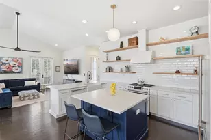 1208 5th St S, Saint Petersburg, FL 33701 - Photo 9