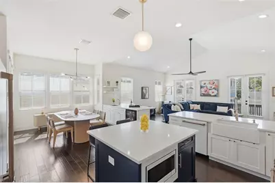 1208 5th Street S, Saint Petersburg, FL 33701 - Photo 5