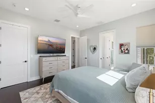 1208 5th St S, Saint Petersburg, FL 33701 - Photo 29