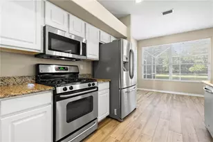 4152 Grandchamp Cir, Palm Harbor, FL 34685 - Photo 15
