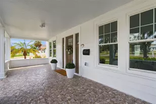 5426 Venetian Blvd NE, Saint Petersburg, FL 33703 - Photo 9