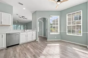 2555 Newbern Dr, Clearwater, FL 33761 - Photo 11