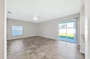 8427 Carriage Pointe Dr, Gibsonton, FL 33534 - Photo 19