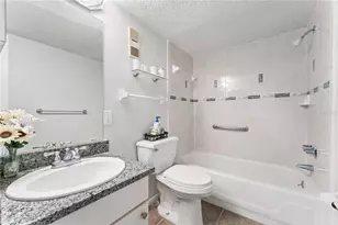 5503 Pokeweed Ct, Tampa, FL 33617 - Photo 15