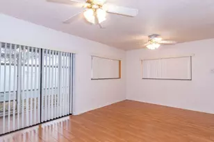 12724 N 57th St, Tampa, FL 33617 - Photo 11