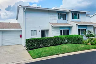 1651 Cape Hope Ave NE, Saint Petersburg, FL 33702 - Photo 3