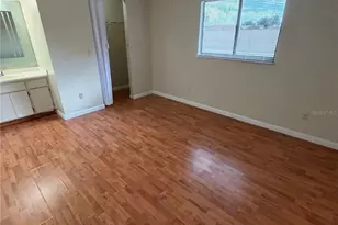 4022 Oak Limb Ct, Tampa, FL 33614 - Photo 5