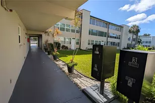 9940 47th Ave N, Saint Petersburg, FL 33708 - Photo 23
