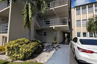 9940 47th Ave N, Saint Petersburg, FL 33708 - Photo 1
