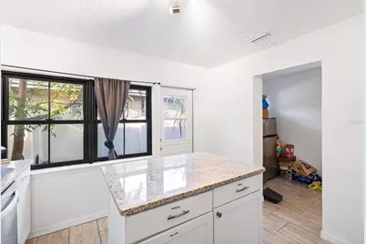 2227 19th Street S, Saint Petersburg, FL 33712 - Photo 23