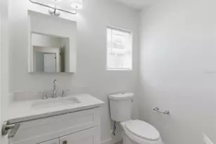 7291 8th St N, Saint Petersburg, FL 33702 - Photo 15