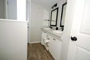 13022 E Wheeler Rd, Dover, FL 33527 - Photo 27