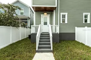 904 E Osborne Ave, Tampa, FL 33603 - Photo 37