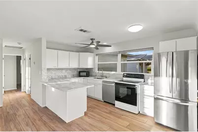 4822 60th Way N, Kenneth City, FL 33709 - Photo 11