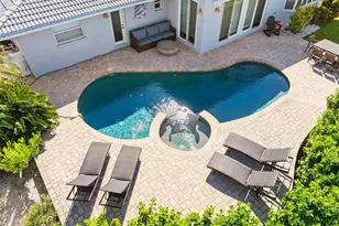 68 S Windward Island W, Clearwater Beach, FL 33767 - Photo 87