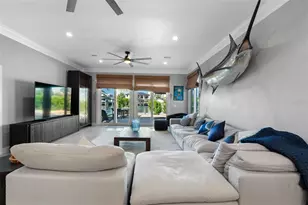 68 S Windward Island W, Clearwater Beach, FL 33767 - Photo 11