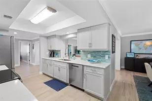 68 S Windward Island W, Clearwater Beach, FL 33767 - Photo 25