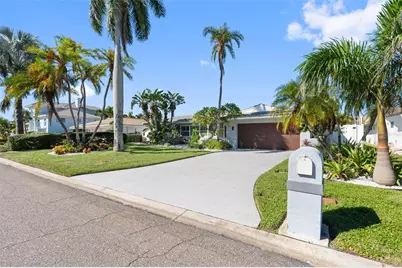 68 S Windward Island W, Clearwater Beach, FL 33767 - Photo 67