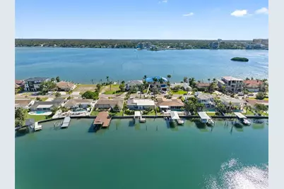 68 S Windward Island W, Clearwater Beach, FL 33767 - Photo 81