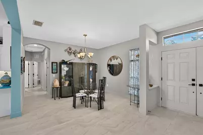 302 Star Shell Drive, Apollo Beach, FL 33572 - Photo 5