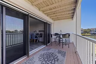 12242 2nd St E, Treasure Island, FL 33706 - Photo 13
