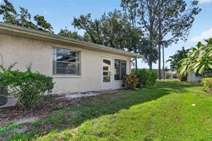 2017 Hullhouse Dr, Sun City Center, FL 33573 - Photo 19