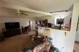 632 W Keysville Rd, Plant City, FL 33567 - Photo 5