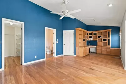 9227 Captiva Circle, Saint Pete Beach, FL 33706 - Photo 29