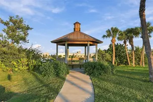 9227 Captiva Cir, Saint Pete Beach, FL 33706 - Photo 59