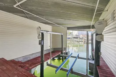 9227 Captiva Circle, Saint Pete Beach, FL 33706 - Photo 49