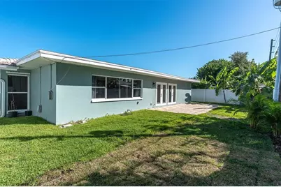 14968 Imperial Point Drive N, Largo, FL 33774 - Photo 37