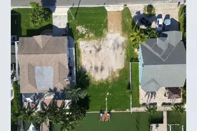 553 Crystal Drive, Madeira Beach, FL 33708 - Photo 23