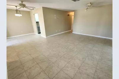 1418 14th Circle SE, Largo, FL 33771 - Photo 5