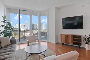 450 Knights Run Ave, Tampa, FL 33602 - Photo 3