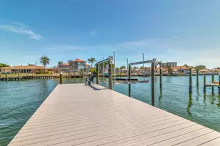 451 Palm Island NE, Clearwater Beach, FL 33767 - Photo 33