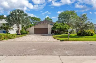 16407 W Course Dr, Tampa, FL 33624 - Photo 39