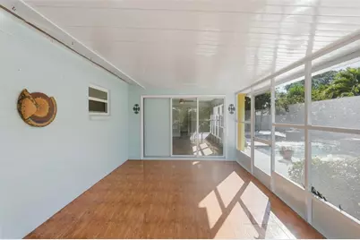 1460 69th Place S, Saint Petersburg, FL 33705 - Photo 29