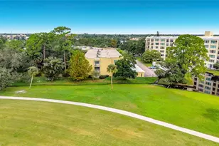 225 Country Club Dr, Largo, FL 33771 - Photo 29