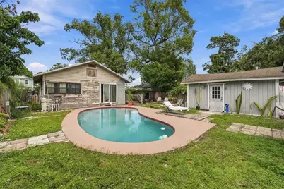 811 E Frierson Avenue, Tampa, FL 33603 - Photo 23