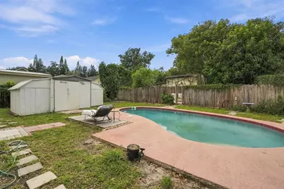811 E Frierson Avenue, Tampa, FL 33603 - Photo 3