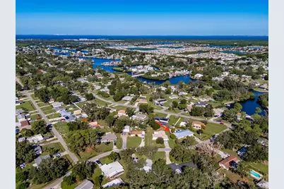 405 2nd Street SW, Ruskin, FL 33570 - Photo 3