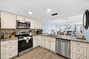 18400 Gulf Blvd, Indian Shores, FL 33785 - Photo 11