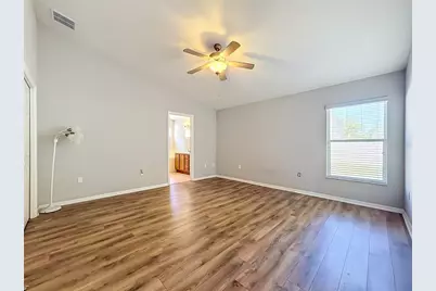 10852 Standing Stone Drive, Wimauma, FL 33598 - Photo 17