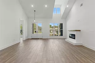 10380 Yellowstone, Weeki Wachee, FL 34614 - Photo 11