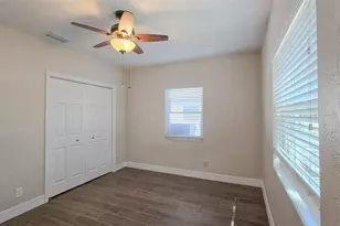 515 34th Ave NE, Saint Petersburg, FL 33704 - Photo 23