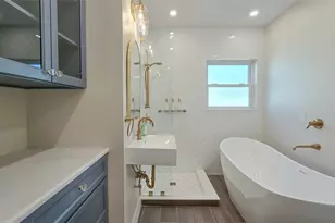 515 34th Ave NE, Saint Petersburg, FL 33704 - Photo 21