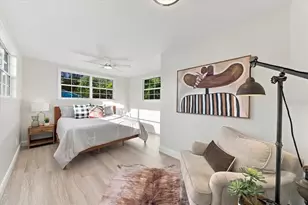 6295 3rd Ave S, Saint Petersburg, FL 33707 - Photo 29