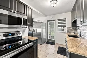 1427 E Comanche Ave, Tampa, FL 33604 - Photo 11