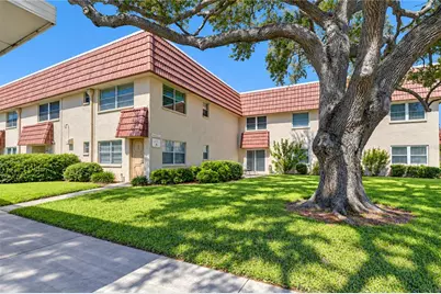 10037 62nd Terrace N #9, Saint Petersburg, FL 33708 - Photo 25